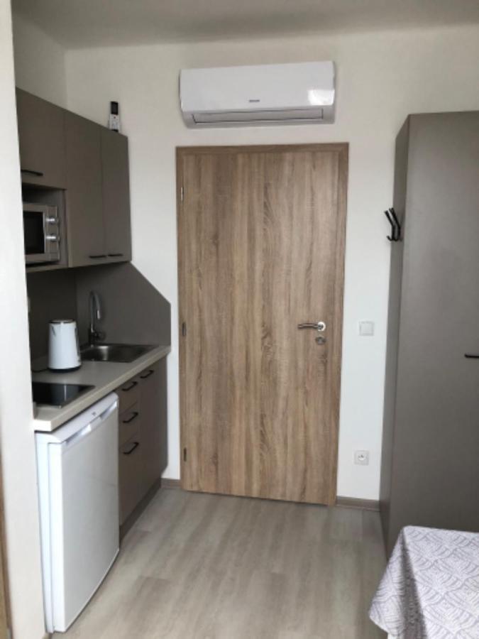 Apartmany U Stadionu 顺佩尔克 外观 照片